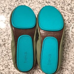 Olive Tieks